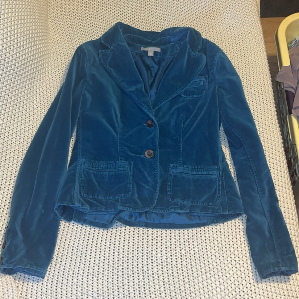 Apt. 9 Blue Velvet Blazer Luxurious Statement Piece